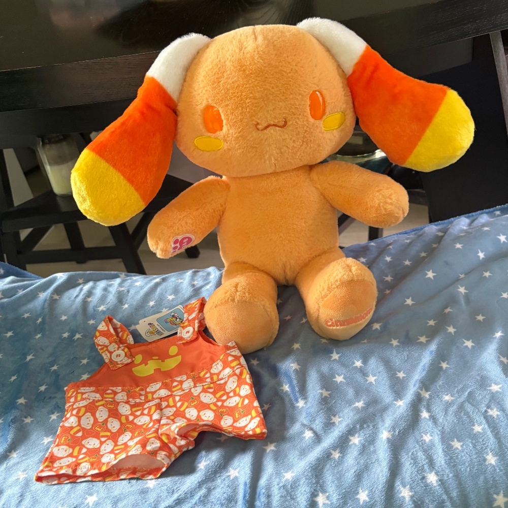 Halloween Candy Corn Cinnamaroll Build-A-Bear with outfit (READ DESCRIPTION!)